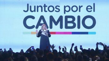 Elisa Carrio en Costa Salguero.