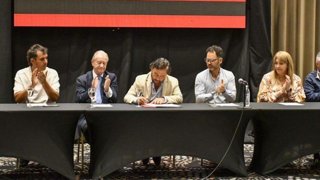 Sáenz reiteró su reclamo por las obras de infraestructura que están licitadas o comprometidas.