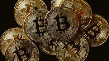 ¿como impactaria sobre el valor del bitcoin que se popularice cada vez mas?