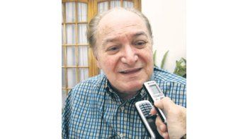 Mórtola, director de fotografía de Torre Nilsson y Favio, dirigió «El dueño del sol», con Alfredo Alcón, y acaba de terminar un nuevo film.