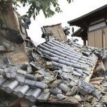 Al menos tres muertos y más de 300 heridos en Osaka tras un terremoto de magnitud 6,1 en Japón. Al menos tres muertos y más de 300 heridos en Osaka tras un terremoto de magnitud 6,1 en Japón.