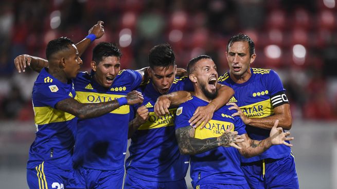 boca festejo.jpg
