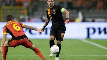 Sneijder:&nbsp;Yo preferí disfrutar de la vida y no me arrepiento. Está bien para mí porque, aun así, mi carrera fue increíble.