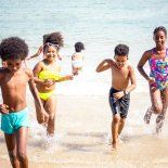 Estos son los mejores juegos de playa para entretener a tus hijos. Estos son los mejores juegos de playa para entretener a tus hijos.