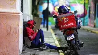 Cómo afecta la reforma laboral a los trabajadores de plataformas. Cómo afecta la reforma laboral a los trabajadores de plataformas.