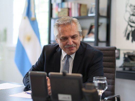 alberto-fernandez-comunicacion-telefonojpg