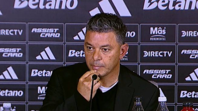 Gallardo, abatido por otra derrota de River, puso en suspenso su futuro y dijo: Estamos en la mala y hay que bancar
