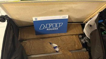 la aduana detecto 31.000 pastillas de extasis provenientes de paises bajos