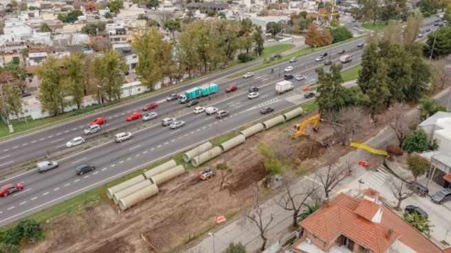 Cierran la salida a Larrazábal de AU Dellepiane sentido a provincia temporalmente. 