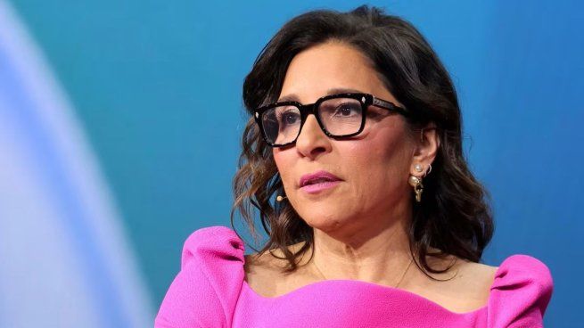 Linda Yaccarino dejá la plataforma después de dos años en el cargo y en medio de la polémica por Grok.