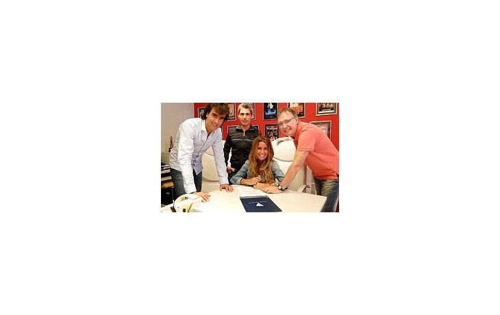 Florencia Peña firmó con Ideas del Sur (Foto: Ideas del Sur)