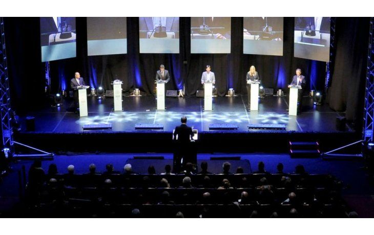 ámbito.com | La ONG Argentina Debate y la Justicia Electoral suscribieron un acuerdo para la organización del evento del año próximo. La CNE será la encargada de arbitrar en caso de falta de acuerdos entre los futuros candidatos.