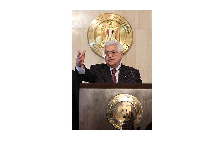 Mahmud Abás dio una conferencia de prensa tras la reunión que mantuvo con el presidente egipcio, Hosni Mubarak, en El Cairo.