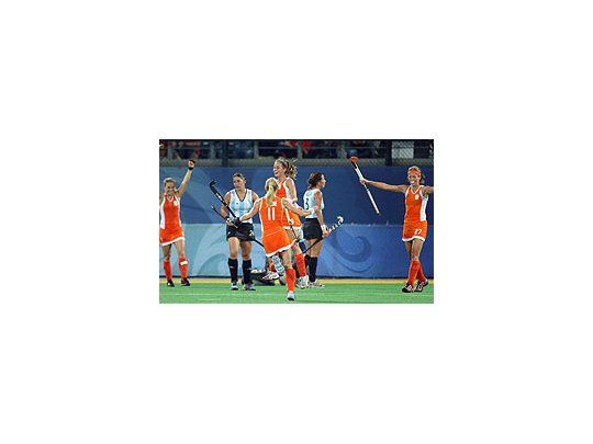 Leonas fueron pura impotencia ante la poderosa Holanda