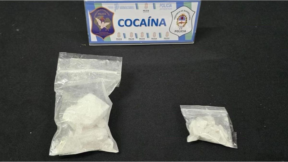They arrested a member of the Penitentiary Service who tried to bring drugs into the prison
