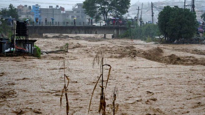 Las inundaciones en Nepal continúan cobrándose víctimas