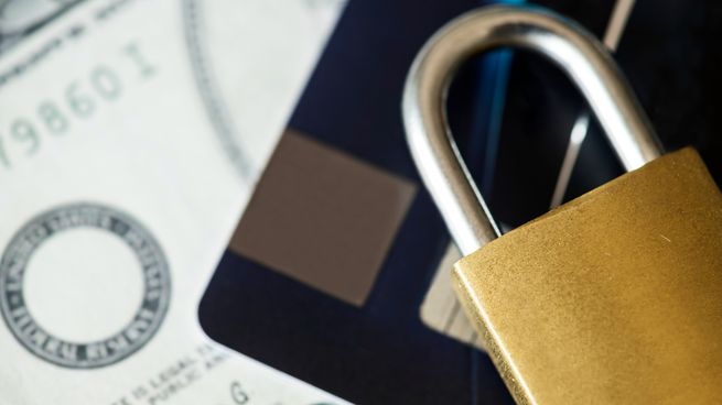 El gobierno, la oposición y los privados parecen acercar posturas sobre el secreto bancario. El gobierno, la oposición y los privados parecen acercar posturas sobre el secreto bancario.