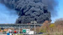 asi se se incendia un camion de combustibles en segundos