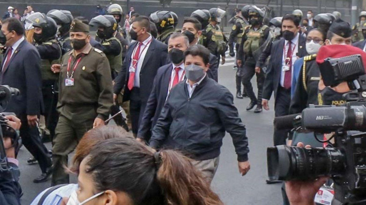 Pedro Castillo finished testifying before the National Prosecutor for the accusations of corruption