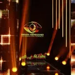 A más de dos décadas de su estreno, Gran Hermano sigue siendo uno de los realities más populares de la televisión argentina. A más de dos décadas de su estreno, Gran Hermano sigue siendo uno de los realities más populares de la televisión argentina.