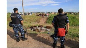 Se estima que hay unas 600 familias en el lugar