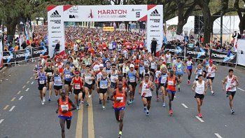 En 2018, 2.312 extranjeros corrieron la Maratón de Buenos Aires.