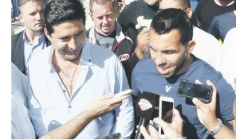 Claro apoyo de Tevez