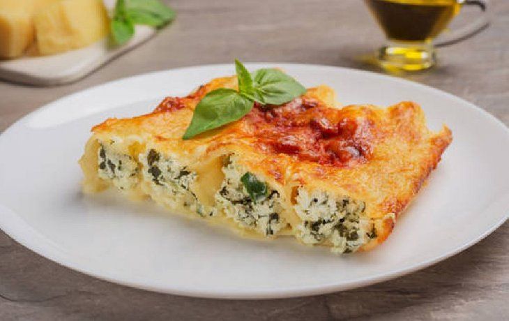 Receta de canelones rellenos con ricota y verdura.