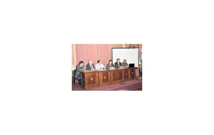 El ministro de Asuntos Agrarios bonaerense, Ariel Franetovich, participó de la conformación de la Mesa Multisectorial Frutícola en la localidad de San Pedro.