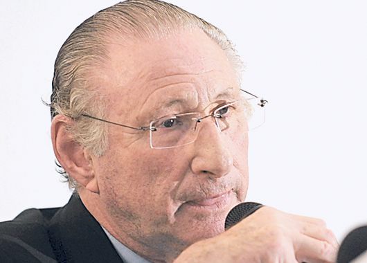 Ernesto Cherquis Bialo fue el encargado de dar la noticia de la «no renovación de contrato» de Maradona. Sus peleas con Bilardo fueron uno de los factores decisivos.