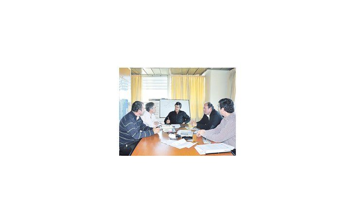 El ministro de Asuntos Agrarios bonaerense, Ariel Franetovich, se reunió ayer con representantes de la Asociación de Criadores de Holando Argentino, quienes le presentaron el proyecto del Programa Nacional de Prueba de Toros.