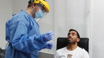sorpresa y preocupacion en boca: tres jugadores del plantel dieron positivo