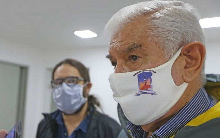 El gremialista petrolero y ex senador&nbsp;nacional por Neuquén presentó un amparo judicial para evitar el ingreso de chilenos a la Argentina en medio de la pandemia.&nbsp; 