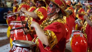 El Carnaval genera un importante movimiento económico entre los vecinos de Montevideo. El Carnaval genera un importante movimiento económico entre los vecinos de Montevideo.