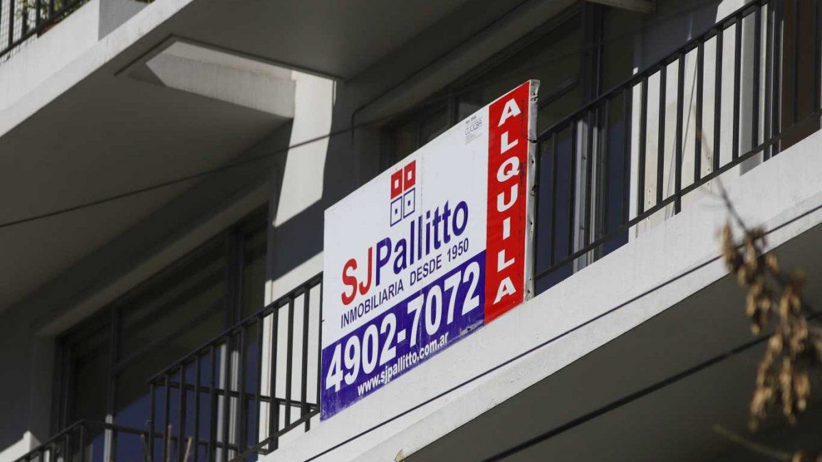 the rent of a studio apartment in CABA increased 52.4% in the last year