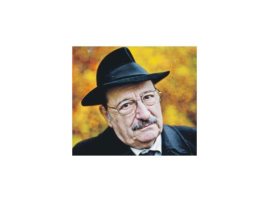En su libro «Confesiones de un joven escritor», publicado hace dos años, además de joven, Umberto Eco se consideraba a sí mismo como un autor «seguramente prometedor».
