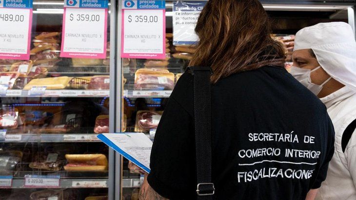 la-policia-contra-la-inflacion-fiscaliza-los-precios-todos-los-comercios-del-pais