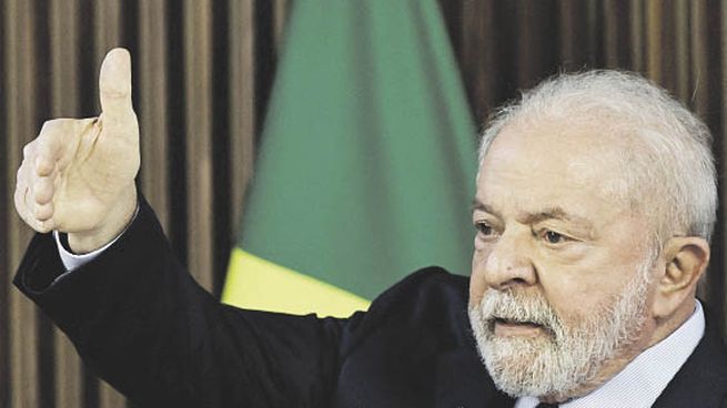 RECLAMO. El presidente Lula apuntó conra  el silencio de la patronal de San Pablo ante las altas tasas impuestas por la entidad.