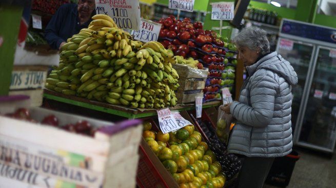 Inflación de alimentos se moderó en la segunda semana de julio: cuáles fueron los que más y menos subieron.