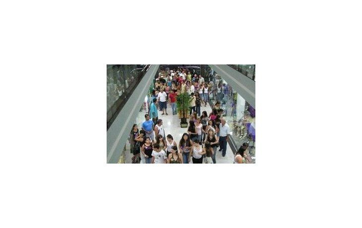 Crecieron 2,4% las ventas en shopping