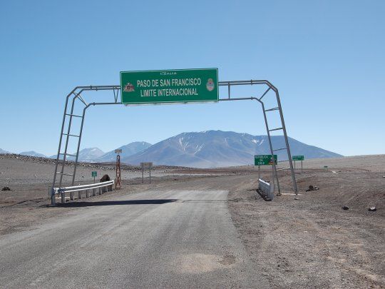 frontera argentina chile.jpg
