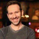 El empresario encontró el negocio perfecto para aumentar rápidamente su fortuna. El empresario encontró el negocio perfecto para aumentar rápidamente su fortuna.