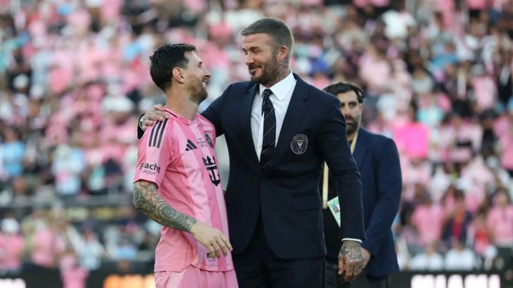 David Beckham convenció a Messi de liderar un proyecto que trascendía el fútbol dentro de la cancha. David Beckham convenció a Messi de liderar un proyecto que trascendía el fútbol dentro de la cancha.