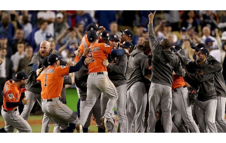Los Astros de Houston se coronaron campeones de la MLB por primera vez en su historia.