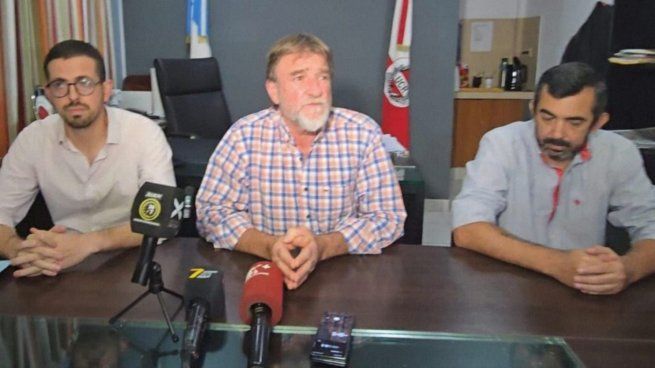 Facundo Luna (izq) y Jorge Rizzotti (medio) denunciaron llamadas telefónicas automatizadas.