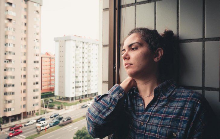 Preocupación por la enfermedad que los médicos pasan por alto y provoca invalidez en las mujeres