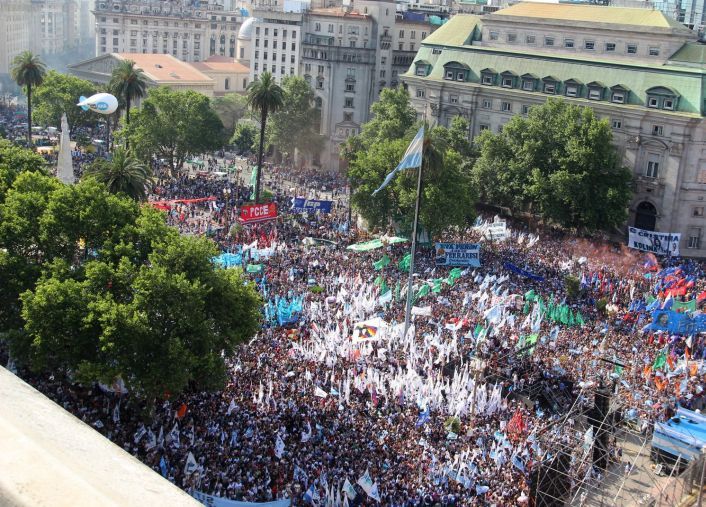 Último acto de Cristina de Kirchner como Presidente.