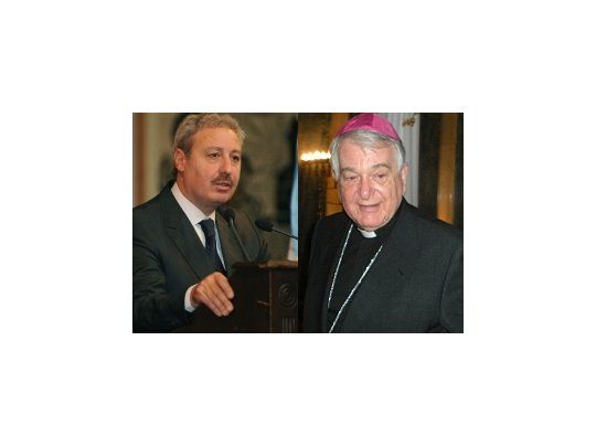 El secretario de Culto de la Nación, Guillermo Oliveri y el nuncio apostólico Emil Paul Tscherrig.