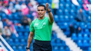 La Comisión Arbitral decidió mantener a Daniel Quintero Buitrón como silbante para la final de vuelta del domindo 24 de mayo entre Pumas y Cruz Azul. La Comisión Arbitral decidió mantener a Daniel Quintero Buitrón como silbante para la final de vuelta del domindo 24 de mayo entre Pumas y Cruz Azul.