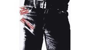 De entre la variada obra de Andy Warhol, la muestra «Imágenes de movimiento» se centra en las películas que realizó y también incluye portadas para discos de amigos como Los Rolling Stones, entre otras expresiones de su arte.